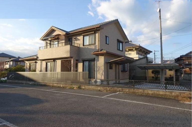 西条市喜多川　中古住宅　5LDK　1,980万円