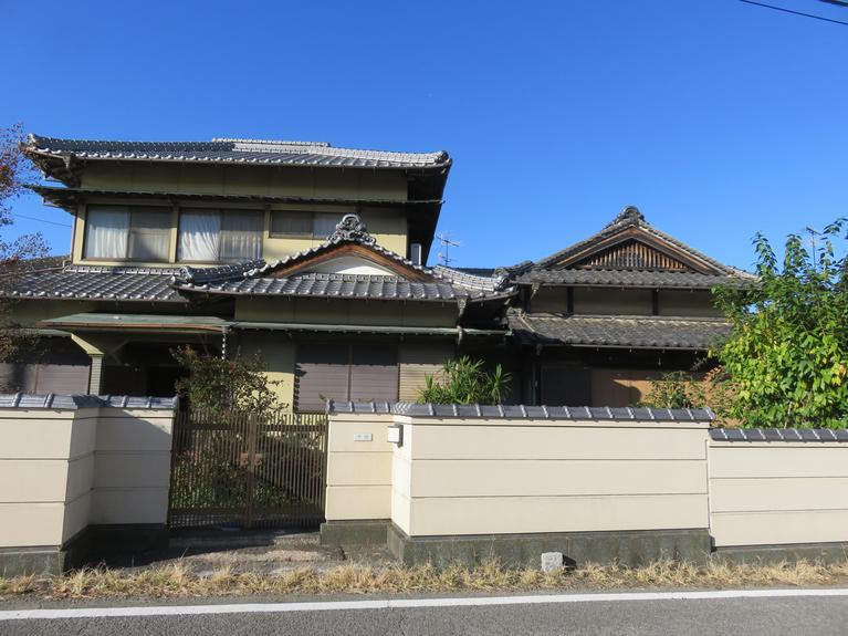 西条市楢木　中古住宅1,200万円