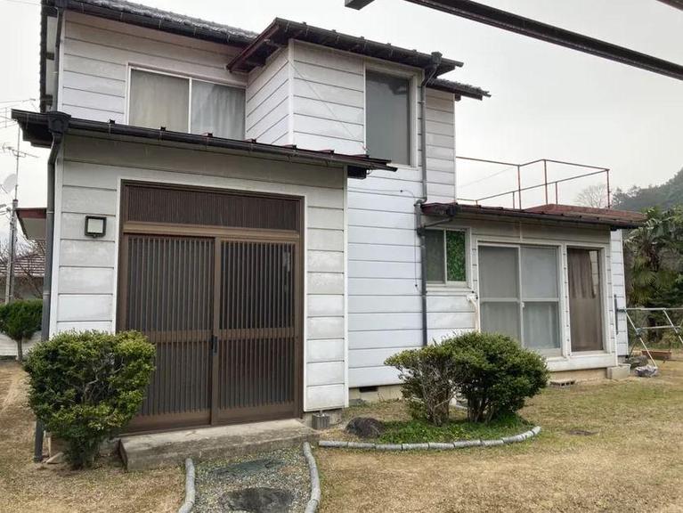 西条市下島山甲　3LDK　880万円